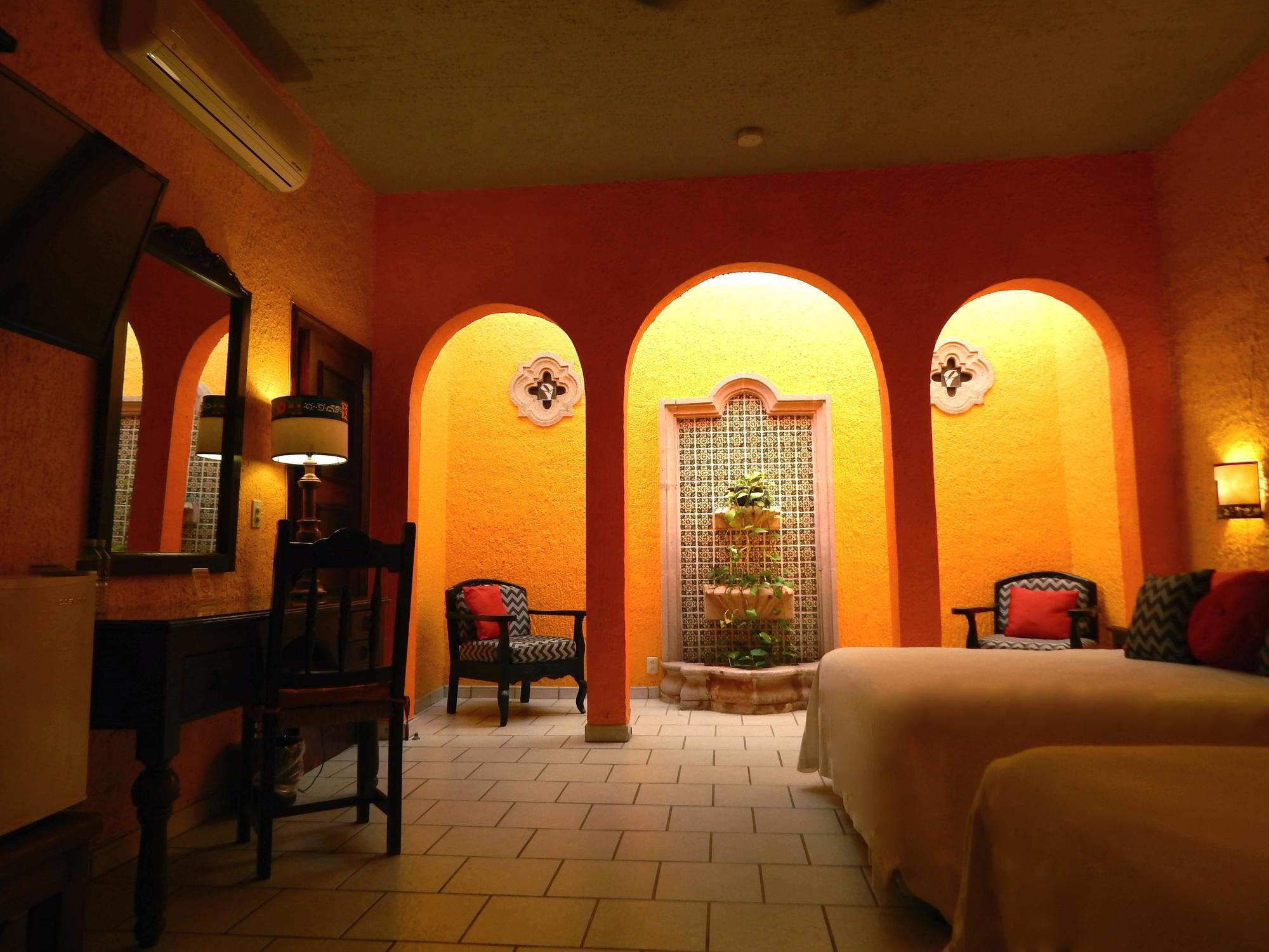 La Villa del Ensueno Boutique Hotel Tlaquepaque Extérieur photo